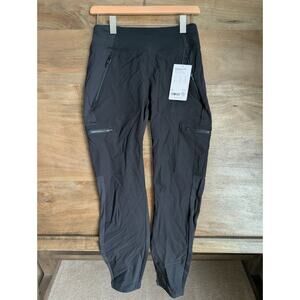 Athleta Headlands Hybrid Cargo II Tight Women's 4 Black Stretch High Waisted NWT